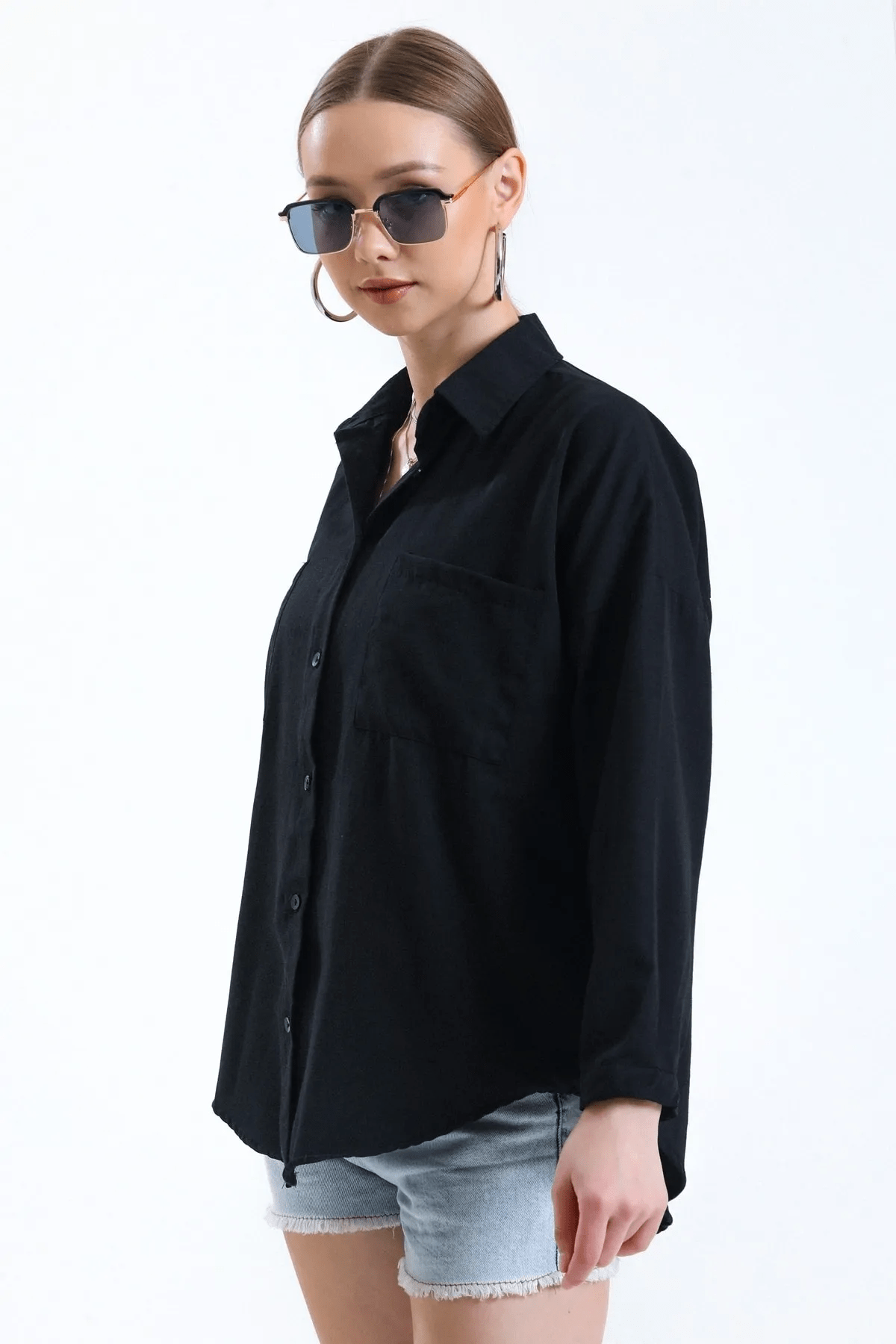 Kadın Siyah Cepli Oversize Uzun Basic Poplin Gömlek Kadın Siyah Cepli Oversize Uzun Basic Poplin Gömlek